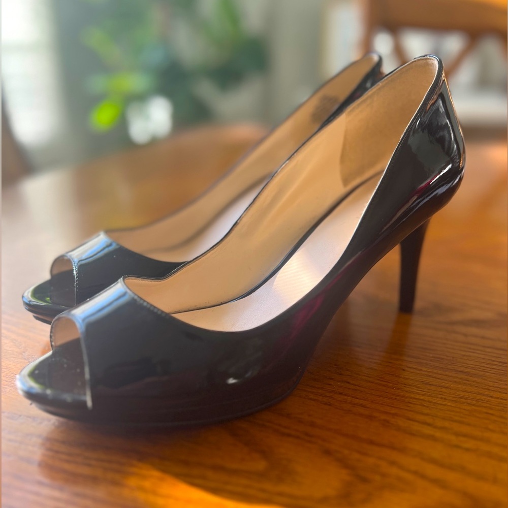 Nine West peep toe pumps